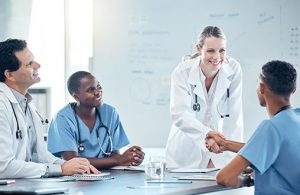 une réunion des medecins